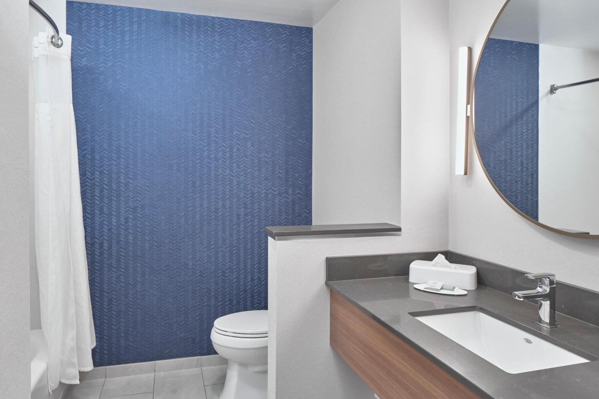 Fairfield Inn & Suites By Marriott Pentiction Zewnętrze zdjęcie