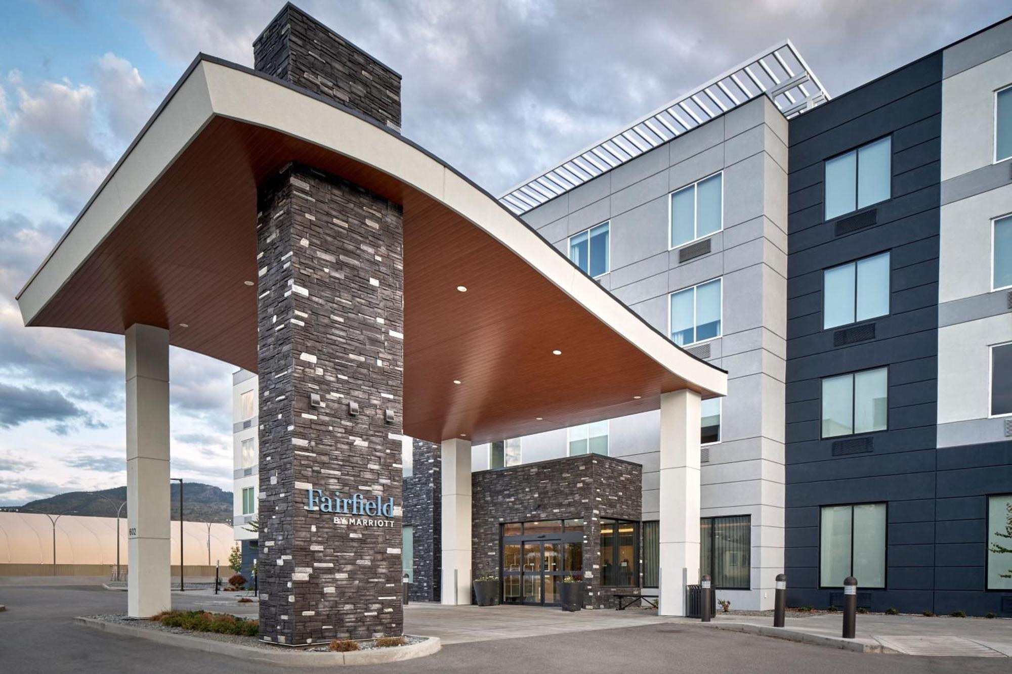 Fairfield Inn & Suites By Marriott Pentiction Zewnętrze zdjęcie