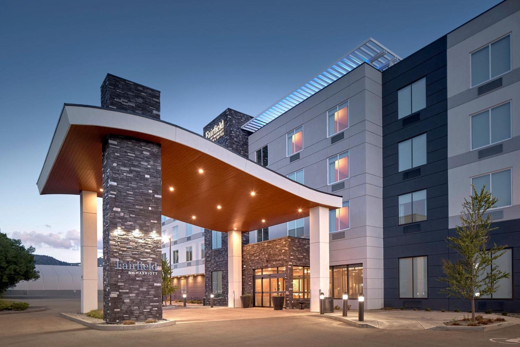 Fairfield Inn & Suites By Marriott Pentiction Zewnętrze zdjęcie